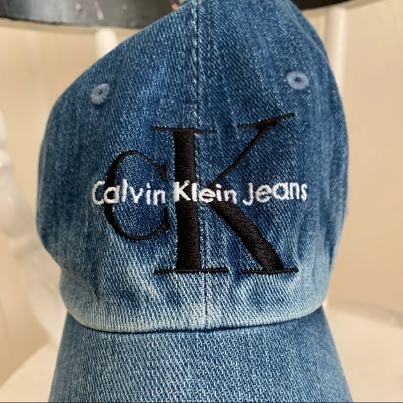 Calvin Klein denim baseball cap - Picture 2 of 3